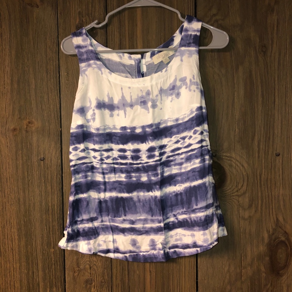 Olive + Oak tank top
